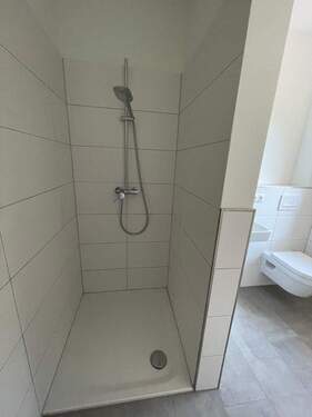 mit Dusche - 