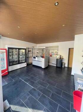 125ecb8d-4846-44ba-935e-25191055fe9b (003) - Gewerbeobjekt (Büro, Produktion, Verkauf) in Simmelsdorf zur Miete