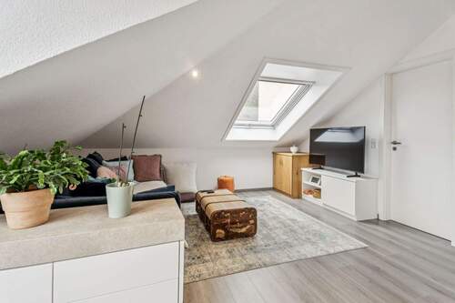 Wohnzimmer - 2 Zimmer Etagenwohnung in Blaustein