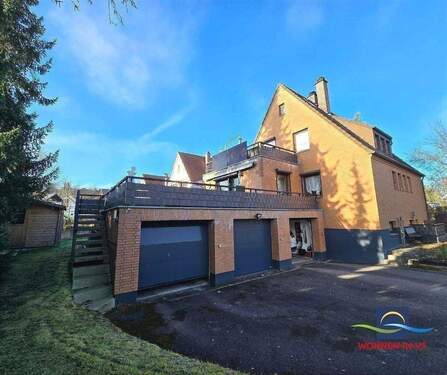 Garagen und Stellplätze - 5 Zimmer Mehrfamilienhaus, Wohnhaus zum Kaufen in Villingen-Schwenningen