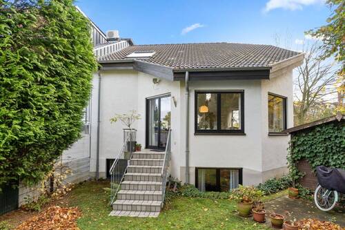 Weitere Hausansicht - 7 Zimmer Reihenendhaus zum Kaufen in Bonn