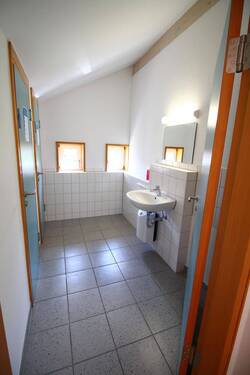 Bad- Toilettenbereich Dachgeschoss - 