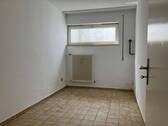 UG: Zimmer 3 - 