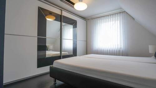 Zimmer 1 OG - 