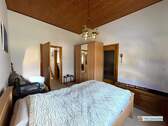 Schlafzimmer EG - 