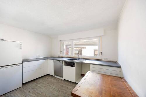 Küche - 7 Zimmer Mehrfamilienhaus, Wohnhaus zum Kaufen in Remshalden