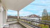 Balkon mit Aussicht zum Cloef-Atrium - 