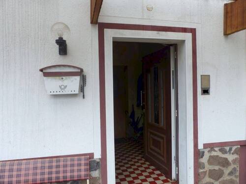 Hauseingang - 1 Zimmer Einfamilienhaus zum Kaufen in Grünberg