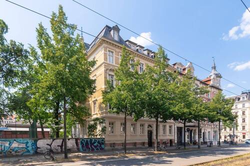 Gebäudeansicht - 3 Zimmer Etagenwohnung zum Kaufen in Leipzig