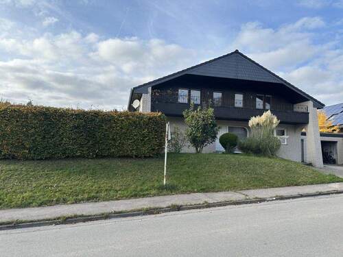 Straßenansicht - 5 Zimmer Einfamilienhaus in Monschau / Imgenbroich