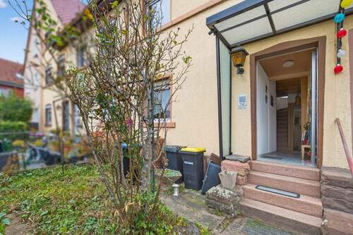 Hauseingang - 4 Zimmer Reihenmittelhaus in Pforzheim