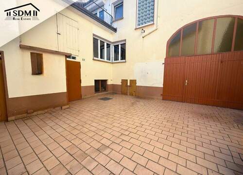03_Innenhof.jpg - 5 Zimmer Einfamilienhaus in Philippsburg