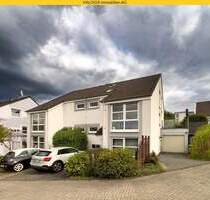 DHH Modernes Familienhaus mit viel Platz, Terrasse, Garten und Garage - Solingen Höhscheid