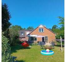 Modernisiertes Einfamilienhaus mit vollwertiger Einliegerwohnung und großem Garten - Adendorf