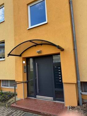 Hauseingang 4579-1.jpg - 2 Zimmer Etagenwohnung zum Kaufen in Lübeck