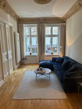 Wohnzimmer - 4 Zimmer Etagenwohnung zur Miete in Hamburg