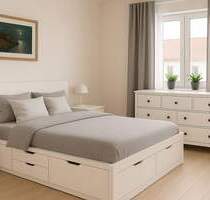 3 Zimmerwohnung in Solingen-Gräfrath, Balkon, Stellplatz und Stellplatz. Wunschlos glücklich.