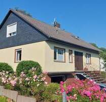 **Charmantes Einfamilienwohnhaus in Feldrandlage von Linsengericht-Eidengesäß**