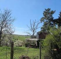 Herrliche Aussicht, naturnahe Lage, Freizeitgrundstück mit Gebäude, Strom, Wasser - Weil im Schönbuch