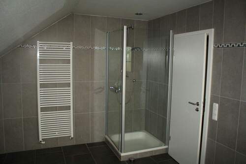 DG Bad (10 qm) - 
