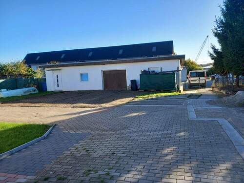 Nebengebäude und Garage - 4 Zimmer Bungalow zum Kaufen in Grimmen