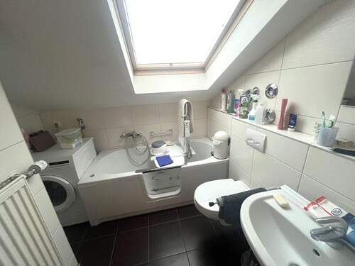 20251205_121906278_iOS.jpg - 