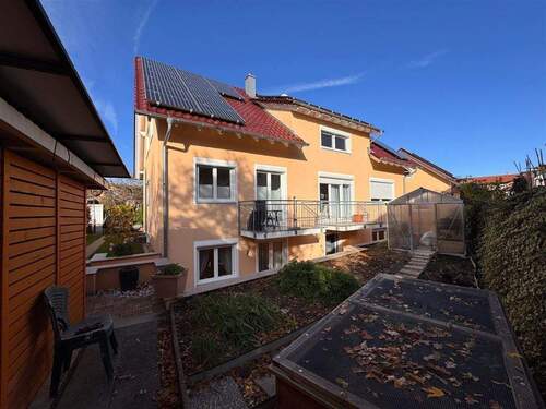 Grundstück - 1 Zimmer Mehrfamilienhaus, Wohnhaus in Starzach