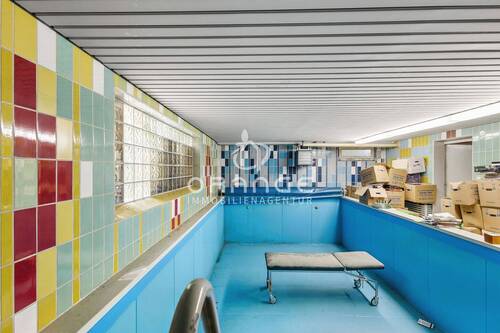 Schwimmbad - 