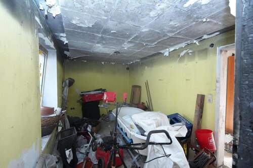 Zimmer nach Eingangsbereich - 