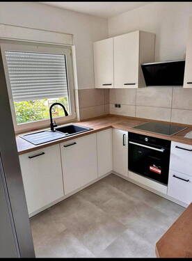 Bild 1 - Haus mieten in Bernburg - 1.100,00&nbsp;EUR Kaltmiete, ca.&nbsp; 110,00&nbsp;m&sup2;&nbsp;Wohnfl&auml;che