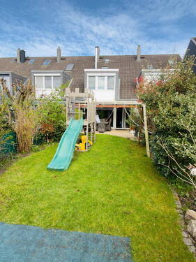 Garten - Charmantes Reihenmittelhaus mit Kamin in Top-Lage