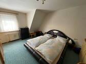 Schlafzimmer DG - 