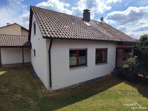 Außenansicht - 5 Zimmer Einfamilienhaus zur Miete in Althengstett