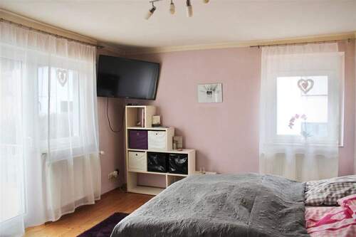Schlafzimmer 1. OG - 