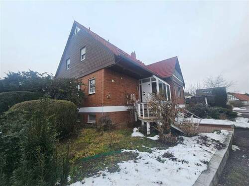 Seitenansicht - 1 Zimmer Mehrfamilienhaus, Wohnhaus in Barsinghausen