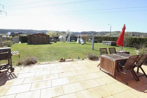 Terrasse mit Garten - 