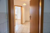 Flur - 3 Zimmer Etagenwohnung in Lappersdorf