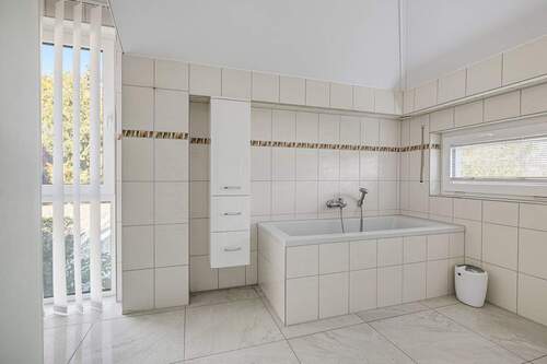 Badezimmer OG I - 
