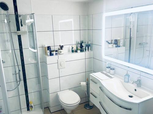 Duschbad im Souterrain - 