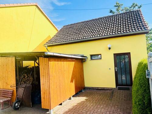 Nebengebäude - Mehrfamilienhaus, Wohnhaus mit 163,20 m² in Hohenfelde zum Kaufen