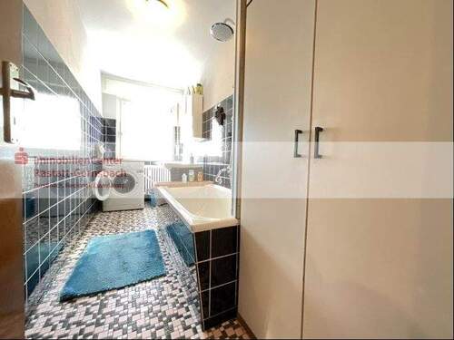 MFH - Whg. OG Badezimmer - 