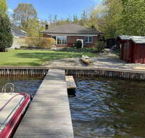 Wassergrundstück mit Bungalow und Bootssteg. - Berlin Schmöckwitz