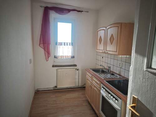 Küche - 2 RWG mit kl. EBK in Regis-Breitingen -2OG