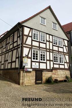 a Ansicht.jpeg - 6 Zimmer Einfamilienhaus zum Kaufen in Neukirchen