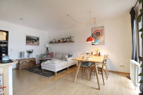 Wohnzimmer und Esszimmer - 