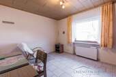 Zimmer 2 (EG) - 