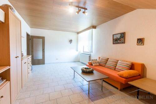 Zimmer 5 (DG) - 