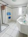 Bad Zimmer - 