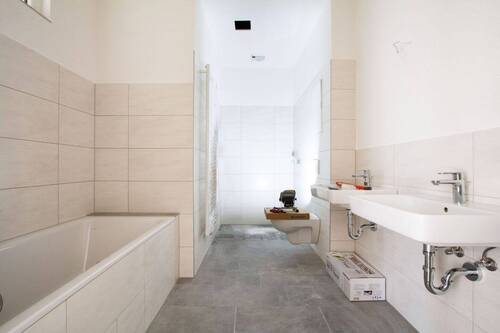Badezimmer während Sanierung - 