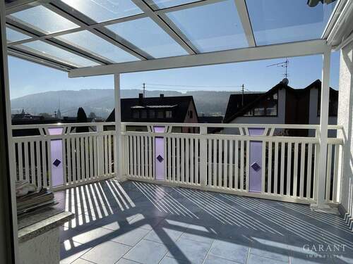 Balkon - Helle 4 Zimmer-Wohnung mit überdachtem Balkon!